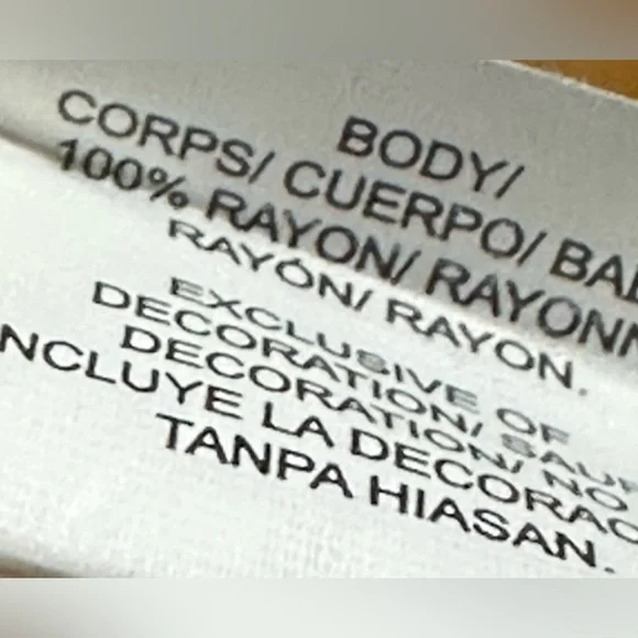 Lucky Brand Embroidered White Blue & Green boho Women's Top 3/4 size medium - Picture 9 of 9